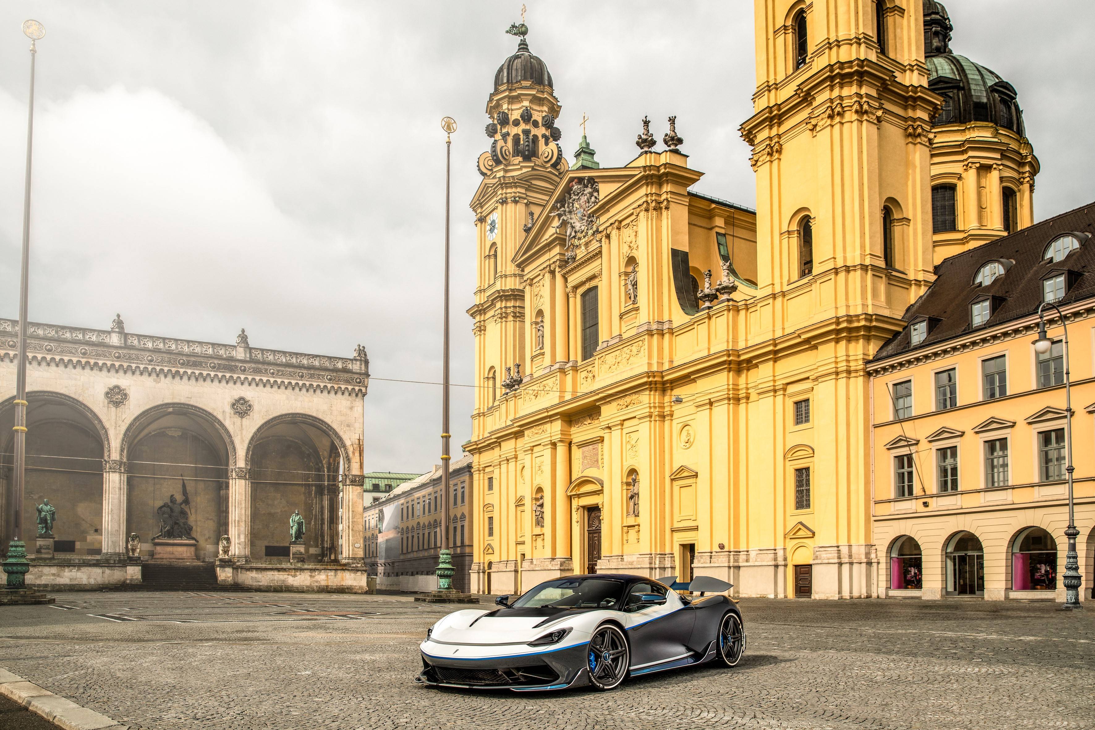 Munich debut of Battista Anniversario_1